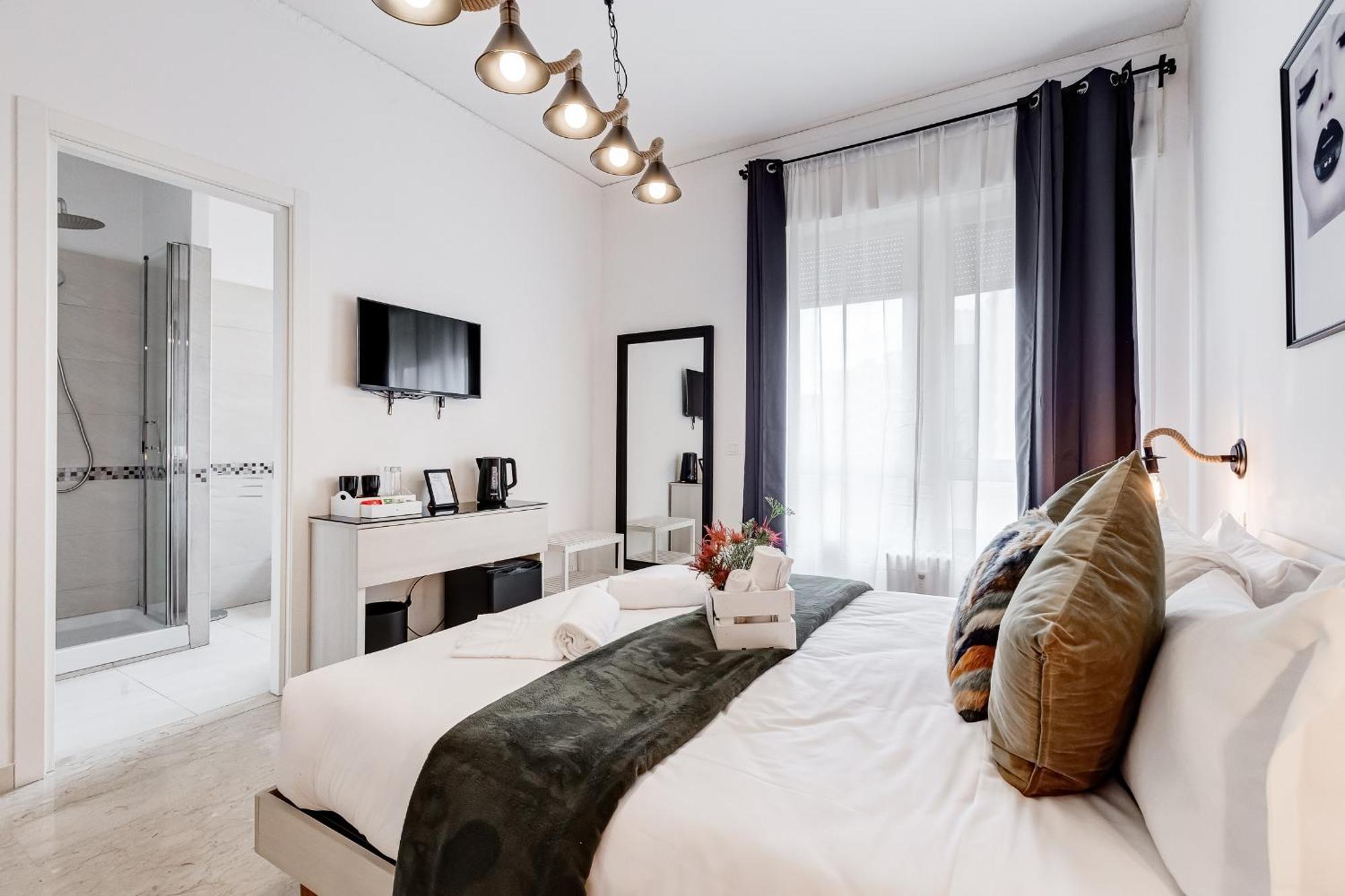 Double Room,1528112812:JPEG